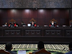 2 WNI Gugat ke MK Minta Dimunculkan Syarat Maksimal Usia Capres/Cawapres