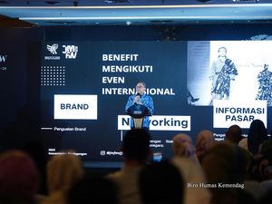 Upaya Mendukung Desainer Muda Indonesia ke Jenjang Internasioal Upaya Mendukung Desainer Muda Indonesia ke Jenjang Internasioal