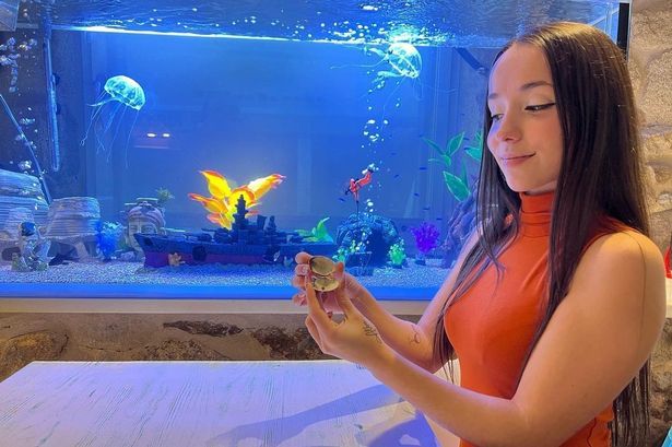 wanita temukan mutiara langka