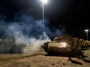 AS Kirim 60 Kendaraan Tempur Era 80-an ke Ukraina AS Kirim 60 Kendaraan Tempur Era 80-an ke Ukraina