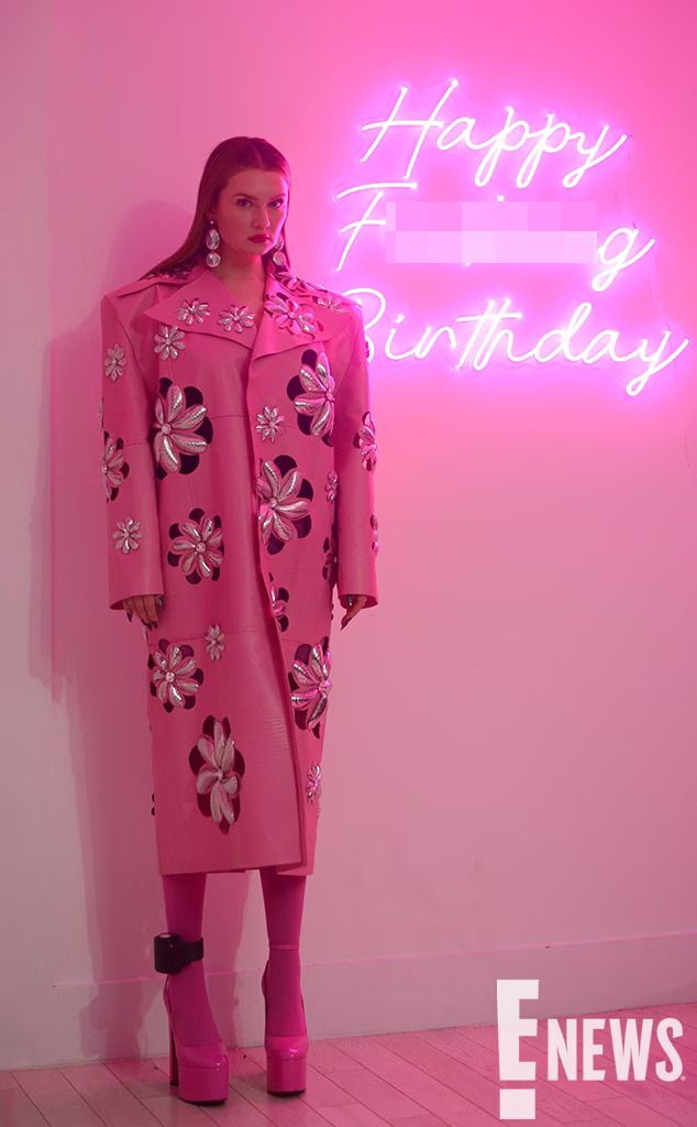 Anna Delvey di pesta ulang tahun