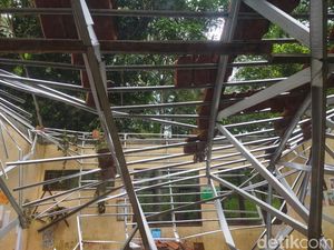 Pemkab Pandeglang Janji Perbaiki Atap SDN 4 Cilaja yang Sudah Sebulan Ambruk