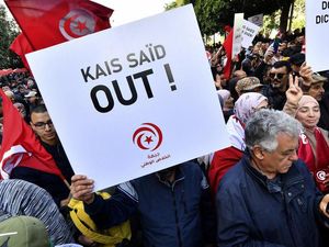 Bagaimana Nasib Tunisia setelah Tuntasnya Pemilu Gaib?