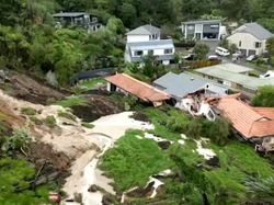 Diguyur Hujan Deras, Auckland Selandia Baru Longsor-Banjir Diguyur Hujan Deras, Auckland Selandia Baru Longsor-Banjir
