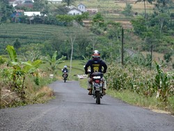 Berburu Keindahan Alam di Jabar hingga Jateng ala Trabas