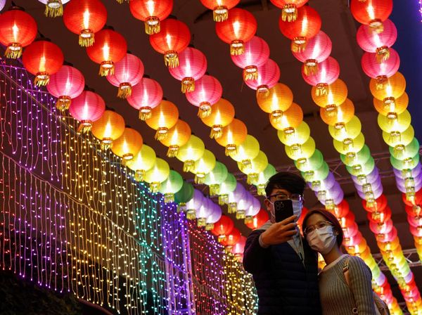 Intip Persiapan Festival Lentera di Hong Kong yang Bagus Banget