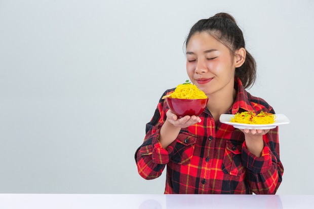 Makan Terlalu Banyak atau Terlalu Sedikit Kalori