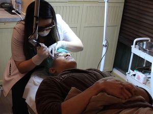 Perawatan Anti Aging dengan Perpaduan Teknologi Canggih dan Tradisional Perawatan Anti Aging dengan Perpaduan Teknologi Canggih dan Tradisional