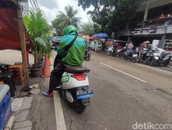 Kisah Ojol Pakai Motor Listrik: Dipaksa Ngebut Hingga Dimarahi Penumpang
