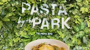 Ada Resto Pasta Hidden Gem di Taman Literasi Martha Tiahahu