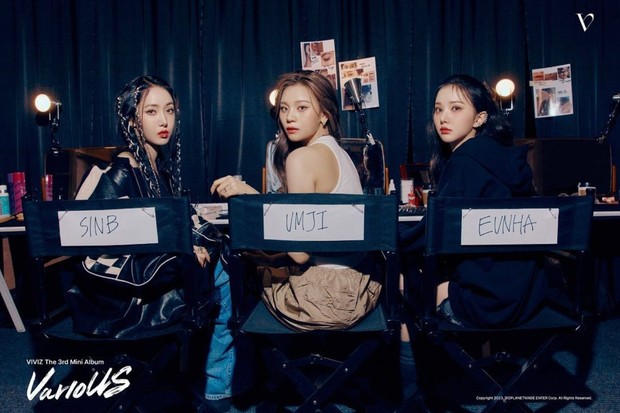 Potret VIVIZ dalam foto konsep ON&OFF untuk album VarioUS/ Foto: instagram.com/viviz_official Potret VIVIZ dalam foto konsep ON&OFF untuk album VarioUS