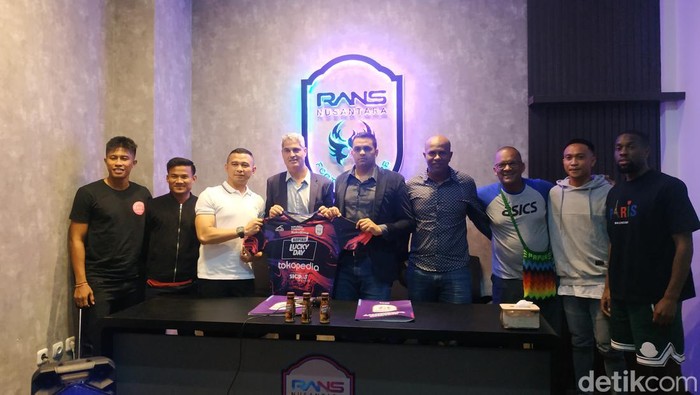 RANS Nusantara Perkenalkan Pelatih Baru Rodrigo Santana