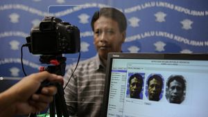 Bye-bye Calo! Bikin SIM Bakal Gunakan Scan Wajah Lho