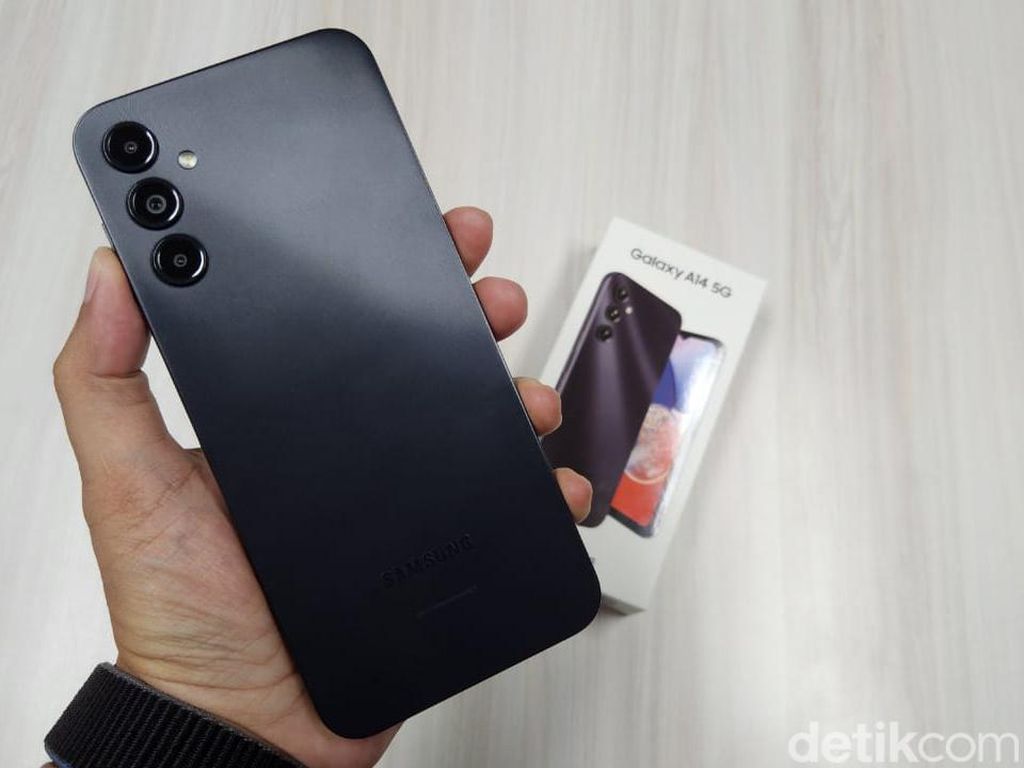 Ini Galaxy A14 5G, HP Samsung Pertama di 2023 Harganya Rp 2 Jutaan Ini Galaxy A14 5G, HP Samsung Pertama di 2023 Harganya Rp 2 Jutaan
