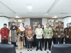 Pejabat Eselon I & II Setjen MPR Tanda Tangani Perjanjian Kinerja 2023