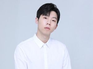 Terlibat Skandal Wamil, Aktor Song Duk Ho Diselidiki Polisi Terlibat Skandal Wamil, Aktor Song Duk Ho Diselidiki Polisi