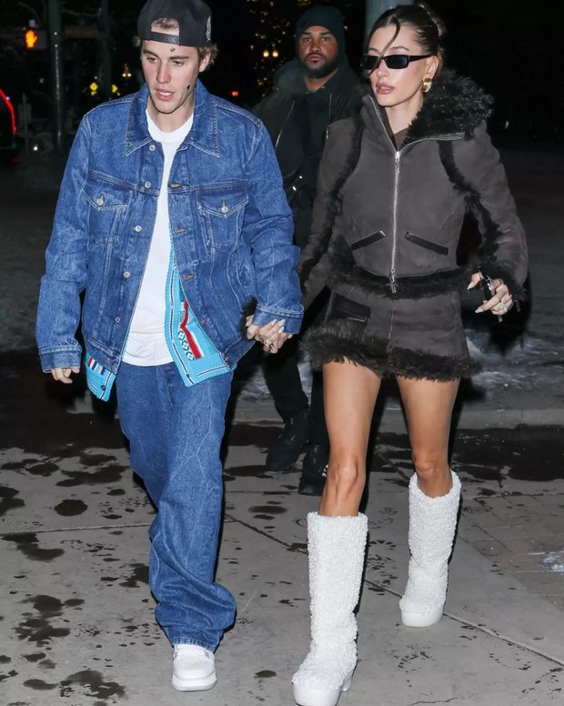 Aspen | Foto: Instagram | @haileybaldwincrphotos Gaya Justin & Hailey Bieber yang serasi nan stylish