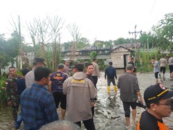 7 Kecamatan di Sambas Kalbar Diterjang Banjir, 3.716 Rumah Warga Terendam