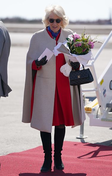 YELLOWKNIFE, CANADA - MAY 19: Camilla, Duchess of Cornwall arrives in Yellowknife, during her three-day trip to Canada with The Prince of Wales to mark the Queen's Platinum Jubilee, on May 19, 2022 in Yellowknife, Canada. The Prince of Wales and Duchess of Cornwall are visiting for three days from 17th to 19th May 2022. The tour forms part of Queen Elizabeth II's Platinum Jubilee celebrations. (Photo Jacob King - Pool/Getty Images)