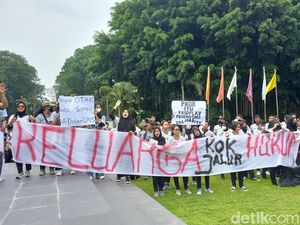2 Kali Disomasi, Dekan FKOR UNS Sapta Kunta Purnama Buka Suara 2 Kali Disomasi, Dekan FKOR UNS Sapta Kunta Purnama Buka Suara