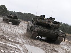 Spanyol Akan Kirim 6 Tank Leopard ke Ukraina Usai Paskah
