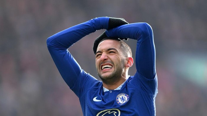 LIVERPOOL, ENGLAND - JANUARY 21: Hakim Ziyech of Chelsea reacts after a missed chance during the Premier League match between Liverpool FC and Chelsea FC at Anfield on January 21, 2023 in Liverpool, England. (Photo by Laurence Griffiths/Getty Images)