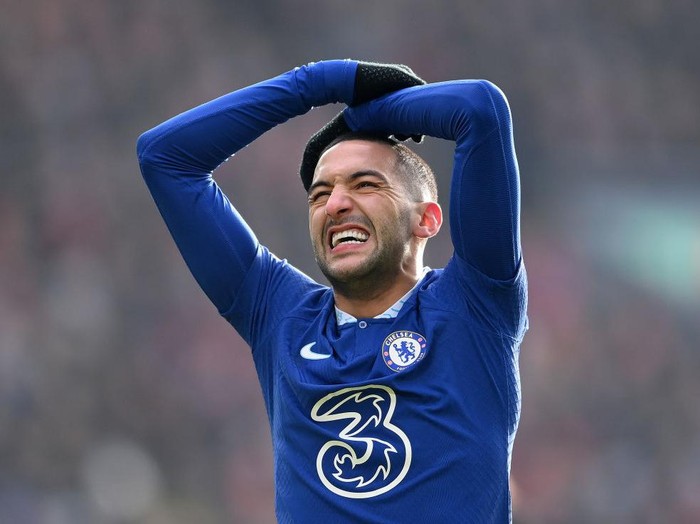 LIVERPOOL, ENGLAND - JANUARY 21: Hakim Ziyech of Chelsea reacts after a missed chance during the Premier League match between Liverpool FC and Chelsea FC at Anfield on January 21, 2023 in Liverpool, England. (Photo by Laurence Griffiths/Getty Images)