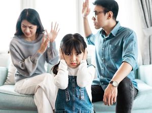 Oknum Polisi KDRT di Parepare Injak Istri di Depan Anaknya Masih Bocah