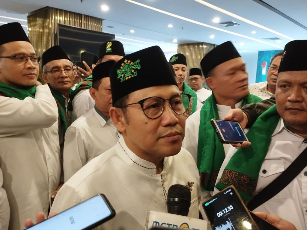 Cak Imin Tunggu Ilham soal Sosok Capres PKB Bareng Gerindra Cak Imin Tunggu Ilham soal Sosok Capres PKB Bareng Gerindra