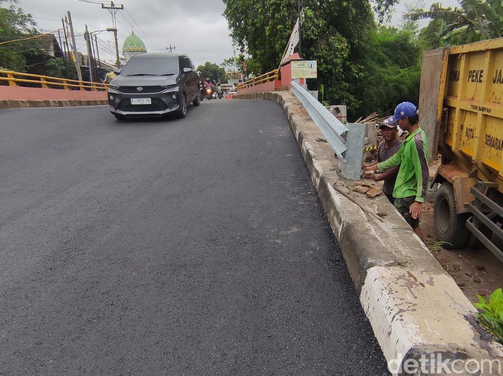 Laka 3 Hari Beruntun, Pemkot Semarang Tinggikan Aspal Jalan Bringin Raya