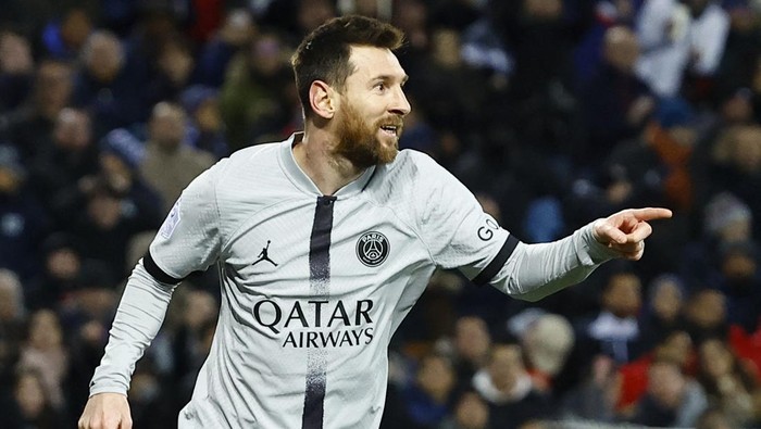 Soccer Football - Ligue 1 - Montpellier v Paris St Germain - Stade de la Mosson, Montpellier, France - February 1, 2023 Paris St Germains Lionel Messi celebrates scoring their second goal REUTERS/Eric Gaillard
