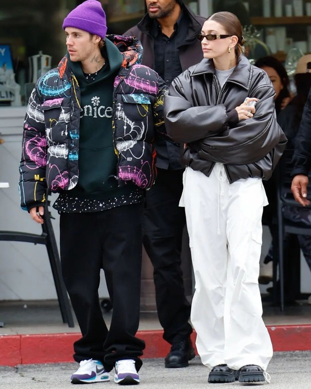 Los Angeles | Foto: Instagram | @haileybaldwincrphotos Gaya Justin & Hailey Bieber yang serasi nan stylish