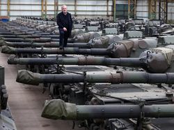 Lusinan Tank Leopard Jerman Siap Bantu Ukraina Lawan Rusia