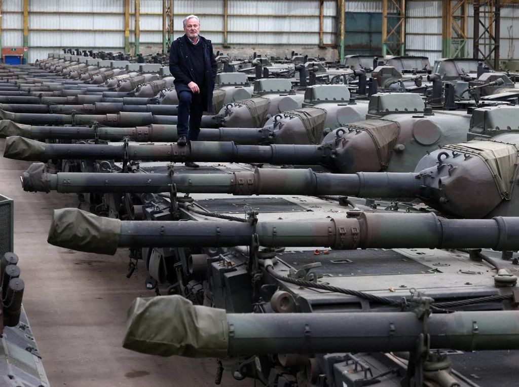 Jerman-Denmark-Belanda Patungan Kirim 100 Tank Leopard 1 ke Ukraina Jerman-Denmark-Belanda Patungan Kirim 100 Tank Leopard 1 ke Ukraina