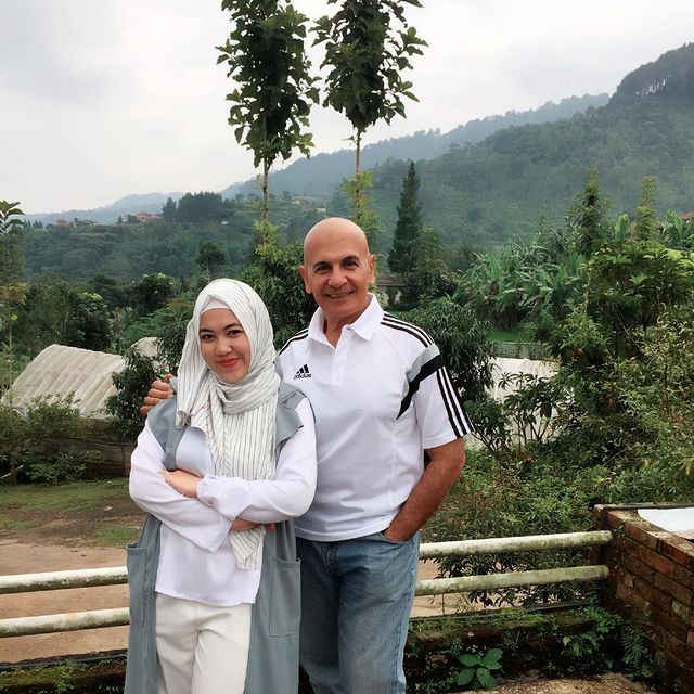 Mark Sungkar & Santi Asokamala