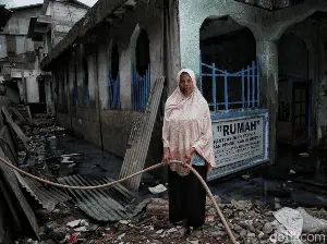 Melihat Lebih Dekat Kemiskinan Ekstrem di Kampung Apung Jakut Melihat Lebih Dekat Kemiskinan Ekstrem di Kampung Apung Jakut