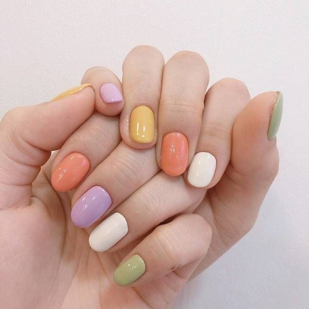 Nail art untuk zodiak Pisces