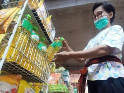 Keluh Pedagang dan Pembeli Minyak Goreng Kena PHP Minyakita di Pasar Badung