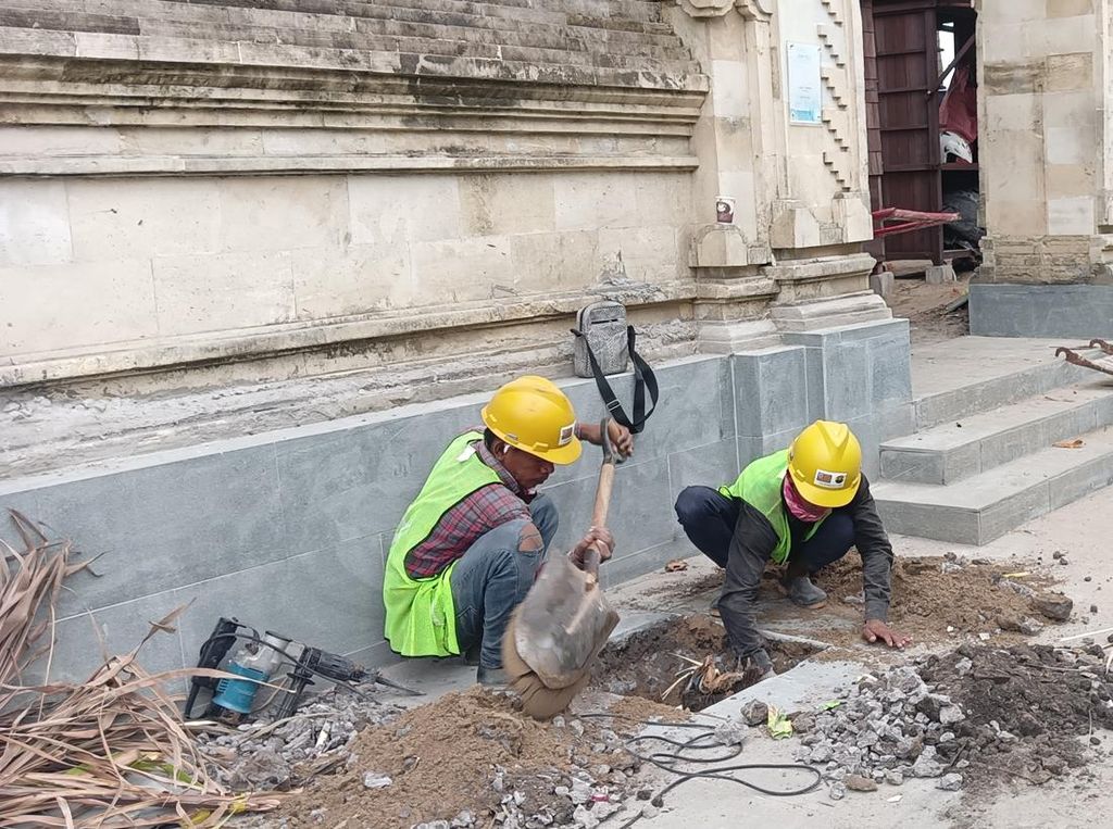 Progres Pantai Samigita 99 Persen, Pekerja Ngebut Siang Malam Progres Pantai Samigita 99 Persen, Pekerja Ngebut Siang Malam