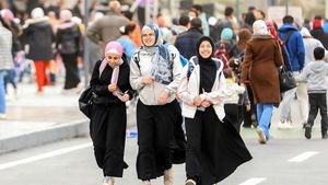 Potret Perempuan Mesir Saat Rayakan Hari Hijab Sedunia