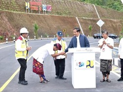 Jokowi Resmikan Shortcut Singaraja-Mengwi