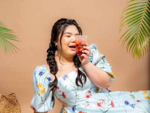 Shani Amelia, Selebgram Kocak yang Punya Bisnis Teh Kekinian