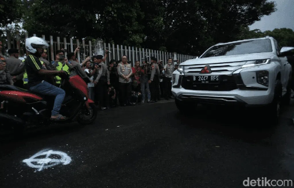 Perjalanan Mahasiswa UI Tewas Jadi Tersangka Berujung Polisi Minta Maaf Perjalanan Mahasiswa UI Tewas Jadi Tersangka Berujung Polisi Minta Maaf