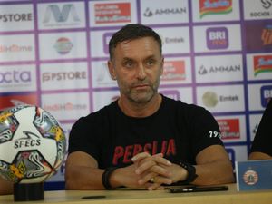 Riko Simanjuntak Absen, Persija Tetap Bidik 3 Poin Lawan Persebaya Riko Simanjuntak Absen, Persija Tetap Bidik 3 Poin Lawan Persebaya