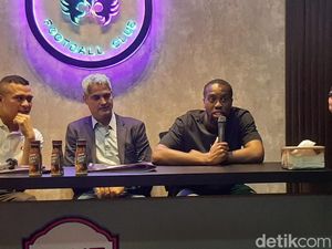 Yanis Mbombo Striker Baru RANS: Pernah Main di Kualifikasi Liga Champions