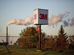 Bisnis Loyo, 3M Mau PHK 6.000 Karyawan