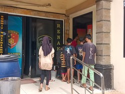 Akal-akalan Ibu Muda Buka Rental PS hingga Lecehkan 17 Anak di Jambi