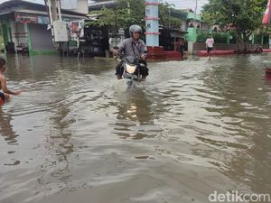 Kawasan Genuk Semarang Banjir Sejak Semalam, Begini Kondisi Terkini Kawasan Genuk Semarang Banjir Sejak Semalam, Begini Kondisi Terkini