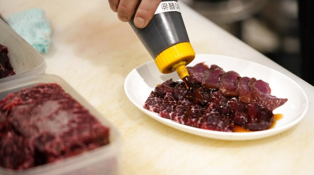 Berburu Sajian Daging Ikan Paus di Jepang, Mau Coba? Berburu Sajian Daging Ikan Paus di Jepang, Mau Coba?