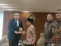 Cak Imin Tampung Usulan Uzbekistan Jadi Tempat Transit Jemaah Umroh RI